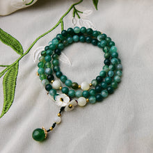 Load image into Gallery viewer, Flower Green Agate Mala
