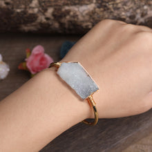 Load image into Gallery viewer, Raw Natural Cluster Crystal Bracelet
