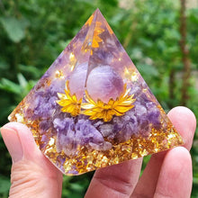 Load image into Gallery viewer, Lotus Pyramid | Amethyst

