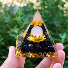 Load image into Gallery viewer, Lotus Pyramid | Tourmaline
