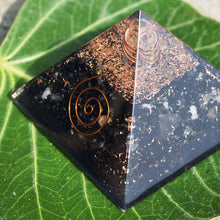 Load image into Gallery viewer, Black Tourmaline Power Pyramid
