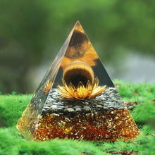 Load image into Gallery viewer, Lotus Pyramid | Obsidian Guiding
